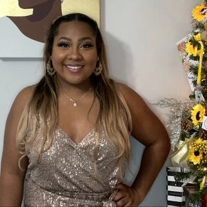 Meet your Posher, Crystal H